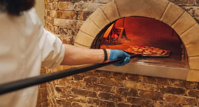 Naples: Premium Pizza-Making Class at a Pizzeria - What to know about timing and practical details