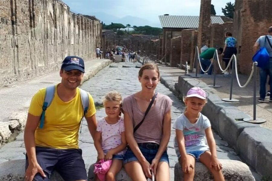 Naples: Private custom tour with a local guide - Who will get the most from this tour?