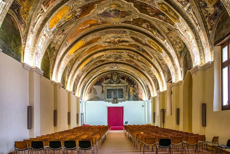 Naples: San Lorenzo Maggiore and Neapolis Sotterrata Ticket - The church and Franciscan setting