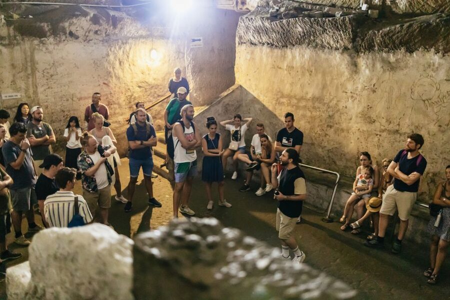 Naples: Spanish Quarters Underground Guided Tour - Planning your time around the Spanish Quarters