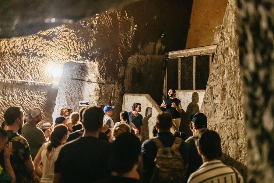 Naples: Spanish Quarters Underground Guided Tour - Who will enjoy this tour most