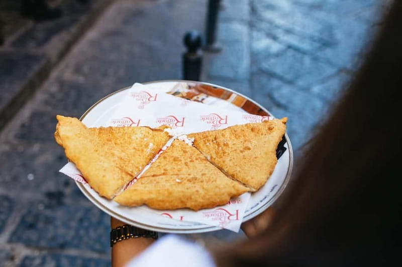 Naples: Street Food Walking Tour with Local Guide - Churches, music, and a small food shop