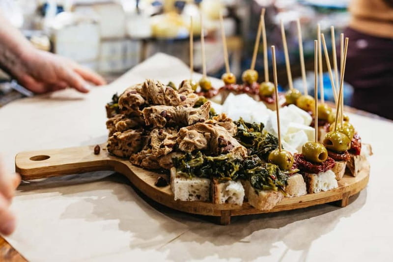 Naples: Street Food Walking Tour with Local Guide - How much food do you really get?
