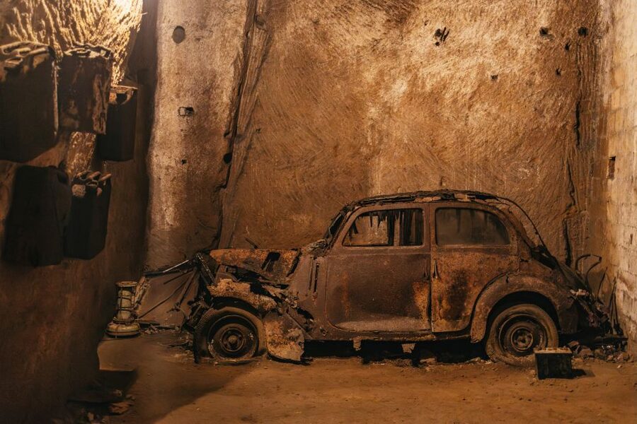 Naples: The Bourbon Tunnel Guided Tour with Entrance Ticket - Is Via delle Memorie worth the extra steps?