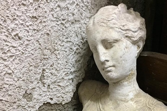 Naples Underground Spanish Quarters with Guide - Group Size, Timing, and Value