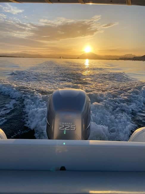 Olbia: Boat tour to watch Dolphins and snorkeling - Figarolo Island and the waters of Cala Moresca