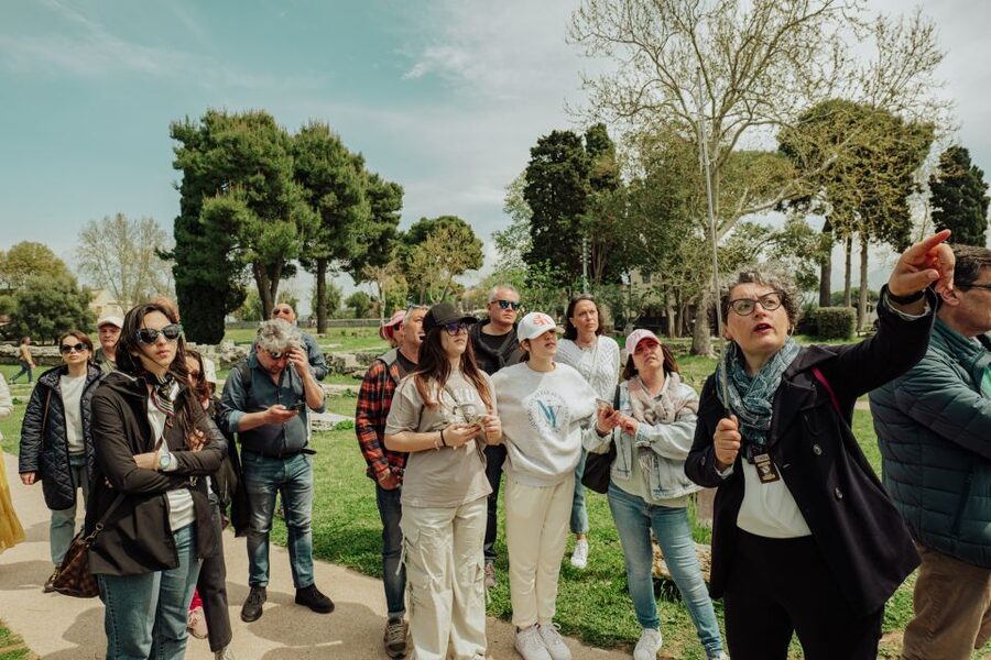 Paestum: Small-Group Tour with an Archaeologist and Tickets - Should You Book the Paestum Archaeologist Tour?