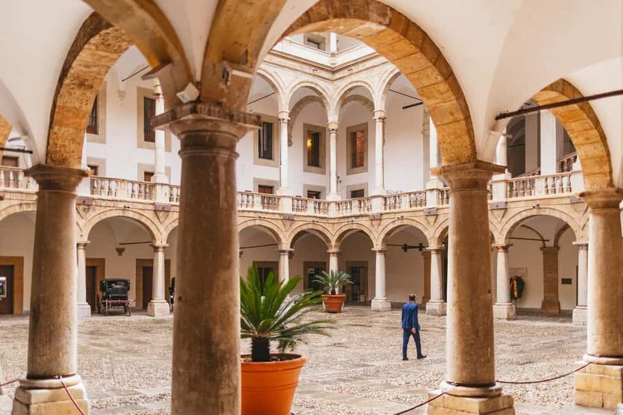 Palermo: Norman Palace and Palatine Chapel Tour with Tickets - The Palatine Chapel and its gold mosaics