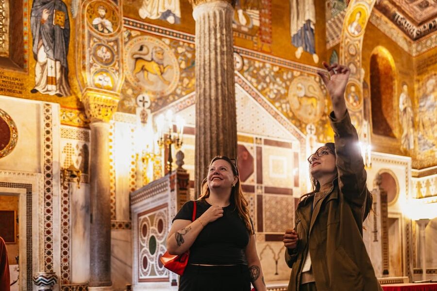 Palermo: Norman Palace and Palatine Chapel Tour with Tickets - Meeting your guide at the Palazzo dei Normanni