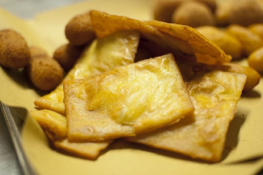 Palermo Sicilian Street Food Tour: Small Group with a Local - Pani ca meusa: the optional test of courage