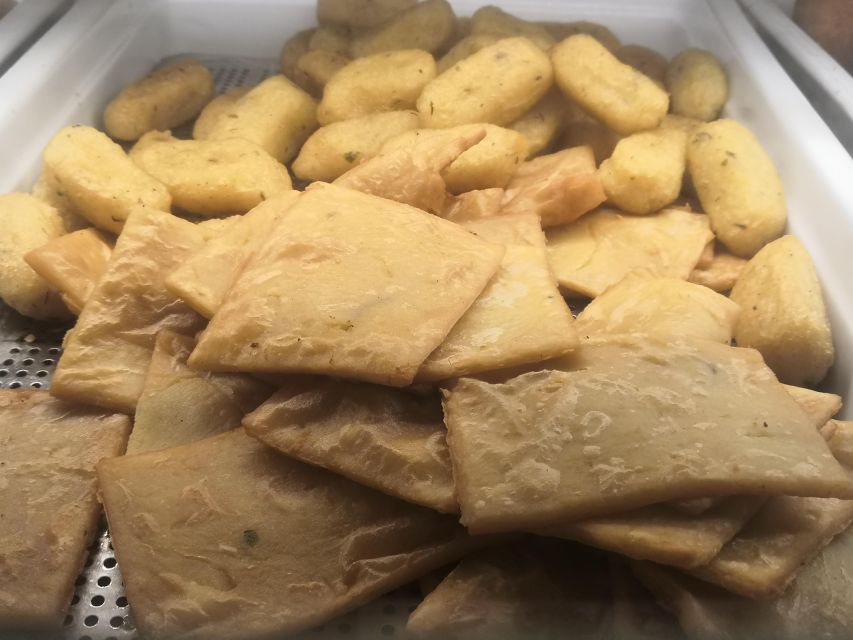 Palermo: Street Food Walking Tour at Sunset - How much food should you expect?