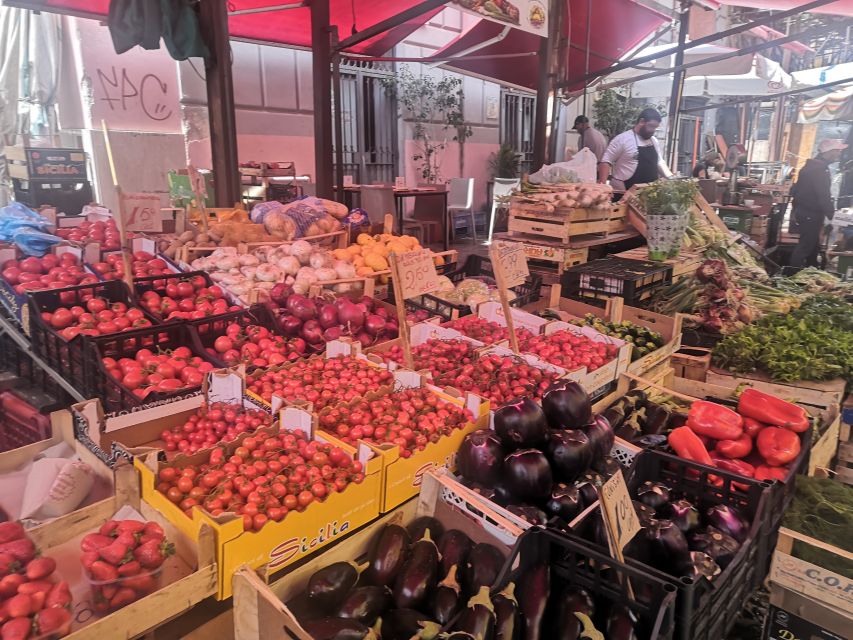Palermo: Street Food Walking Tour with Local Guide & Tasting - Finishing with a Sicilian dessert