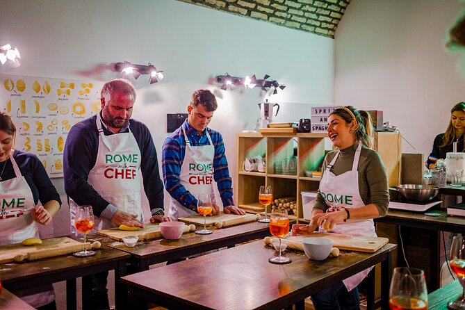 Pasta Cooking Class Near the Colosseum with 3 Spritz Cocktails - Why the small group matters
