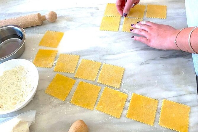 Pastamania - Florence Pasta Making Class - Why the small group matters