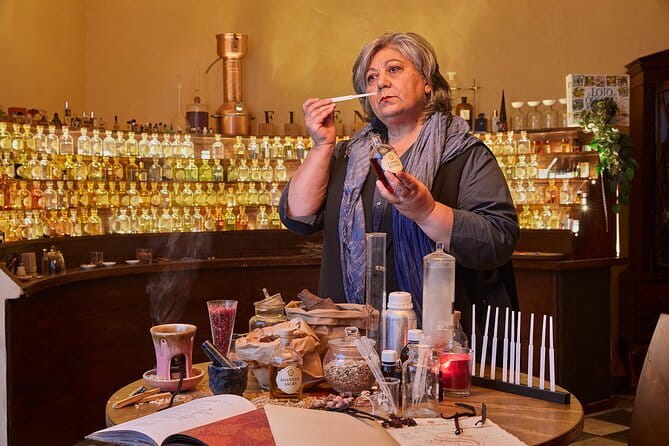 Perfume Masterclass in Florence: Make your Own Personal Fragrance - Inside Florence’s 1700s apothecary