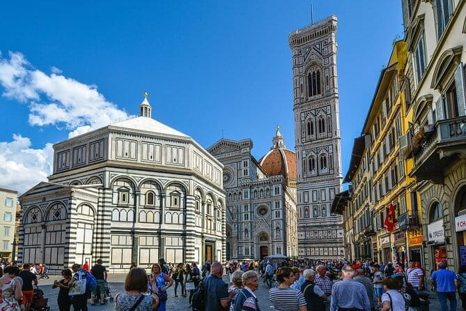 Pisa and Lucca Day Trip from Florence - Piazza dell’Anfiteatro and Lucca’s old center