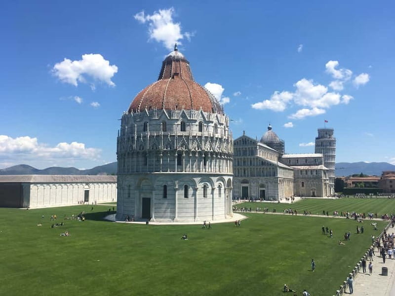 Pisa: Baptistery and Cathedral Tour & Leaning Tower Option - The Baptistery and its echo
