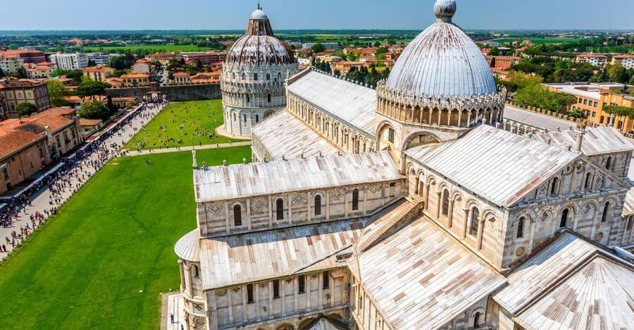 Pisa: Cathedral Guided Tour & Optional Leaning Tower Ticket - Arriving at Porta Santa Maria