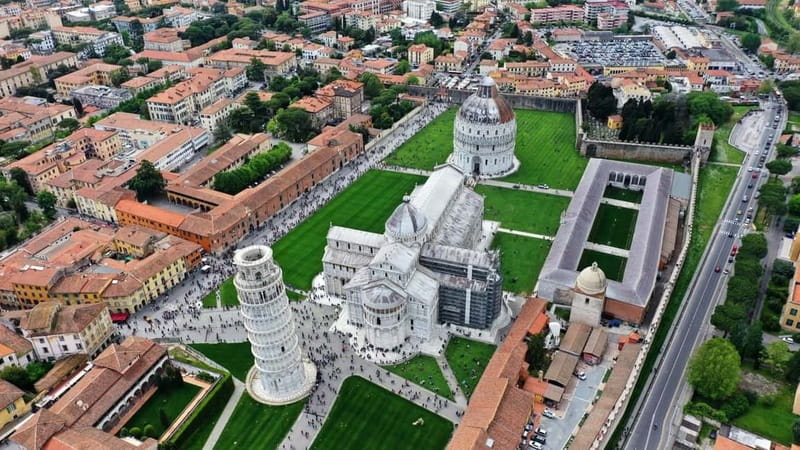 Pisa: Tower and Miracle Square with Skip-Line & Audio Guide - Baptistery of San Giovanni and its remarkable acoustics