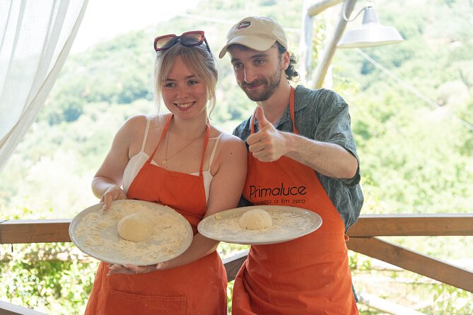 Pizza School with Wine and Limoncello Tasting in a Local Farm - Starting with fresh citrus juice