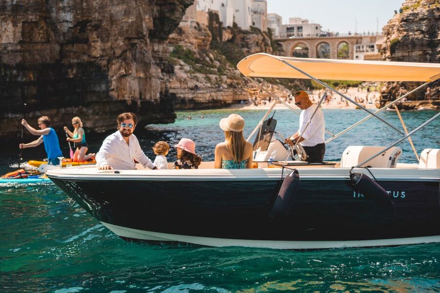 Polignano a Mare: Boat Cruise to Scenic Caves with Prosecco - Grotta Ardito, snacks, and the first pause