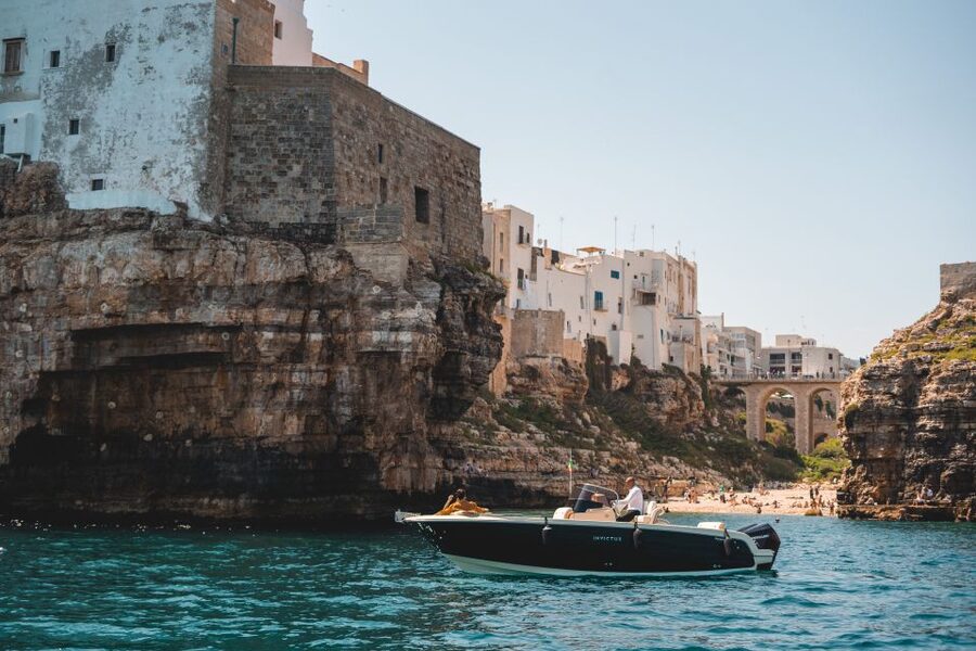 Polignano a Mare: Boat Cruise to Scenic Caves with Prosecco - Grotta Palazzese and the swimming stop