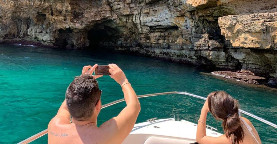 Polignano a Mare: Cave Boat Tour with Aperitif - Leaving from San Vito, not central Polignano