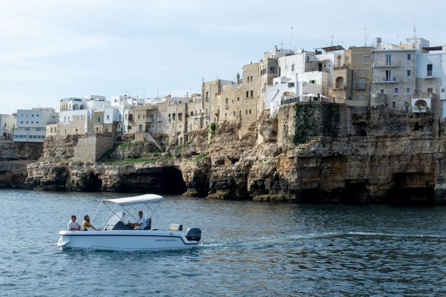 Polignano a Mare Caves and Grottos Tour with Refreshment - Is $44 good value for two hours?