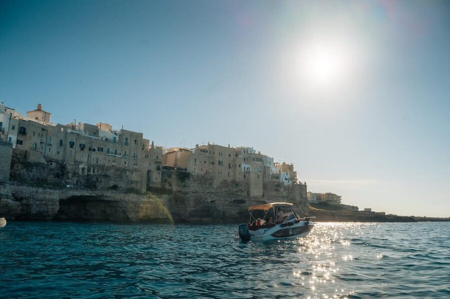 Polignano Sea Caves: Boat Tour with Snorkeling & Aperitif - What the boat setup means for you
