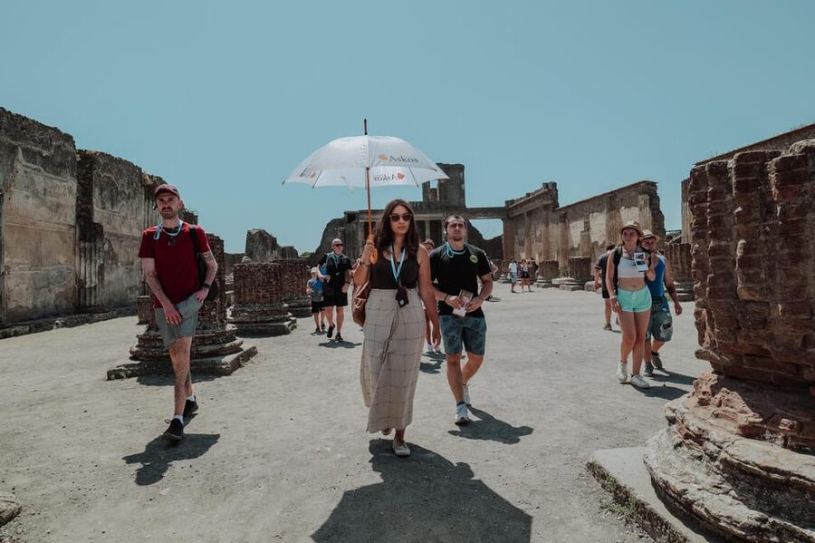 Pompeii 3hours Villa of Mysteries tour with an Archaeologist - Meeting at Porta Marina Superiore