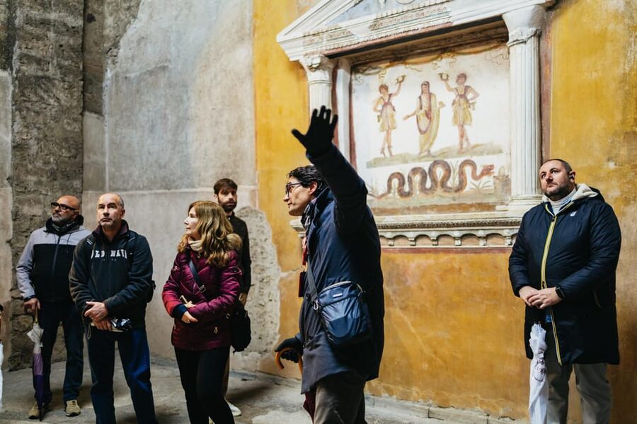 Pompeii: Afternoon to Sunset Guided Tour with Ticket - Understanding the eruption without reducing Pompeii to a disaster story