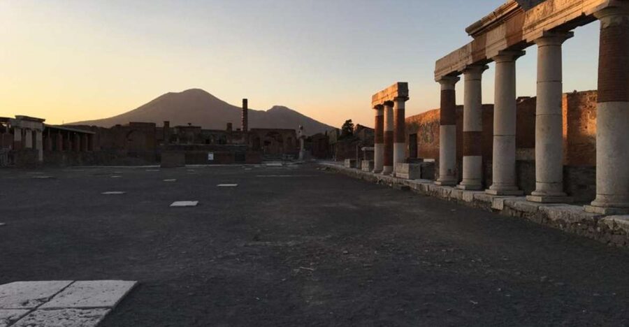 Pompeii: Afternoon to Sunset Guided Tour with Ticket - Meeting at Ristorante Bar Sgambati