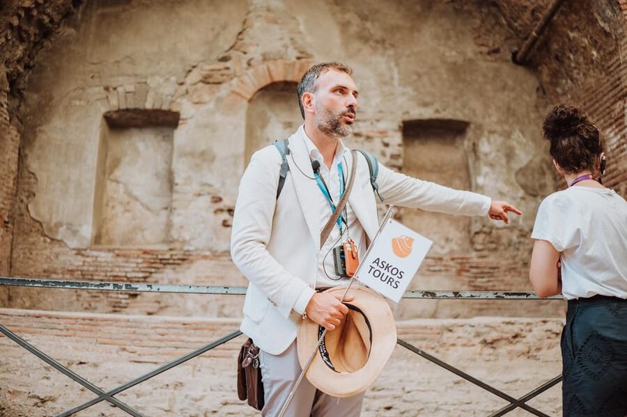 Pompeii: Entry Ticket and Guided Tour with an Archaeologist - Two hours, then more time on your own