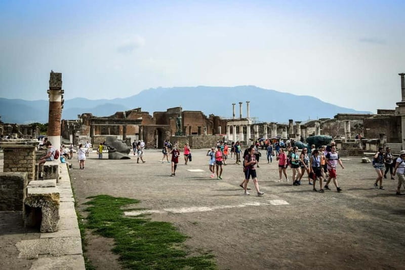 Pompeii: Group Tour with an Archeologist Guide - Porta Marina and Pompeii’s western quarter