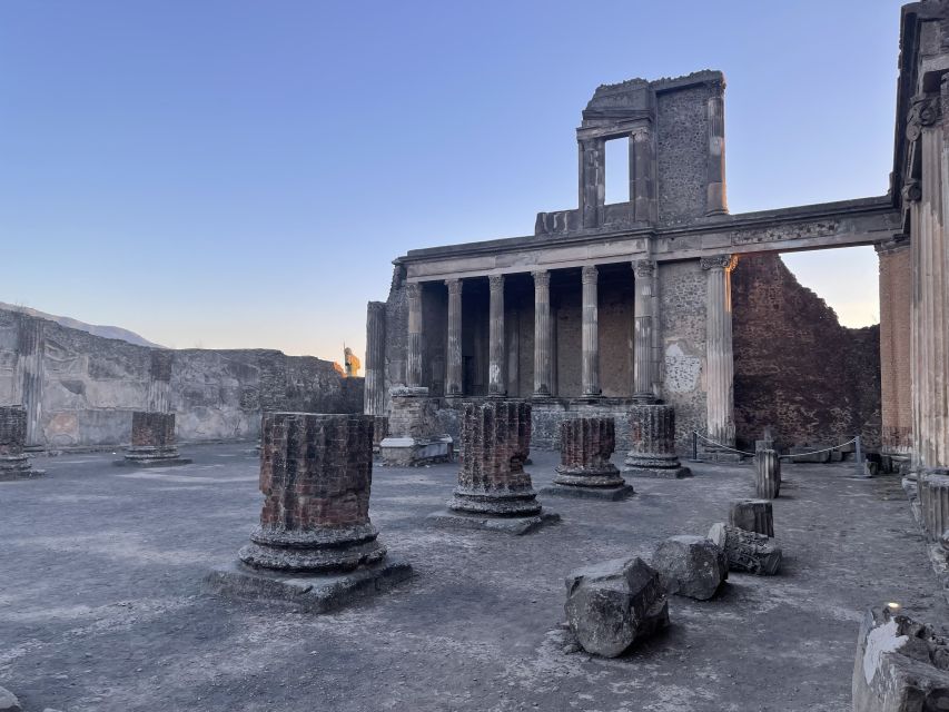Pompeii: Guided Tour with Skip-the-Line Entry - Key points at a glance