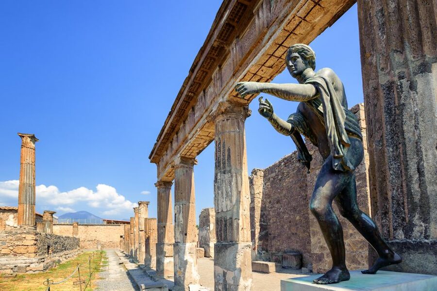 Pompeii: Guided Tour with Skip-the-Line Entry - Baths, theaters, and public life