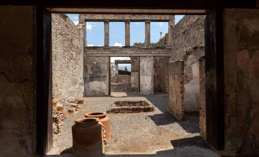 Pompeii: Skip-the-Line Entry Ticket with Audio Guide or Tour - The audio app needs preparation