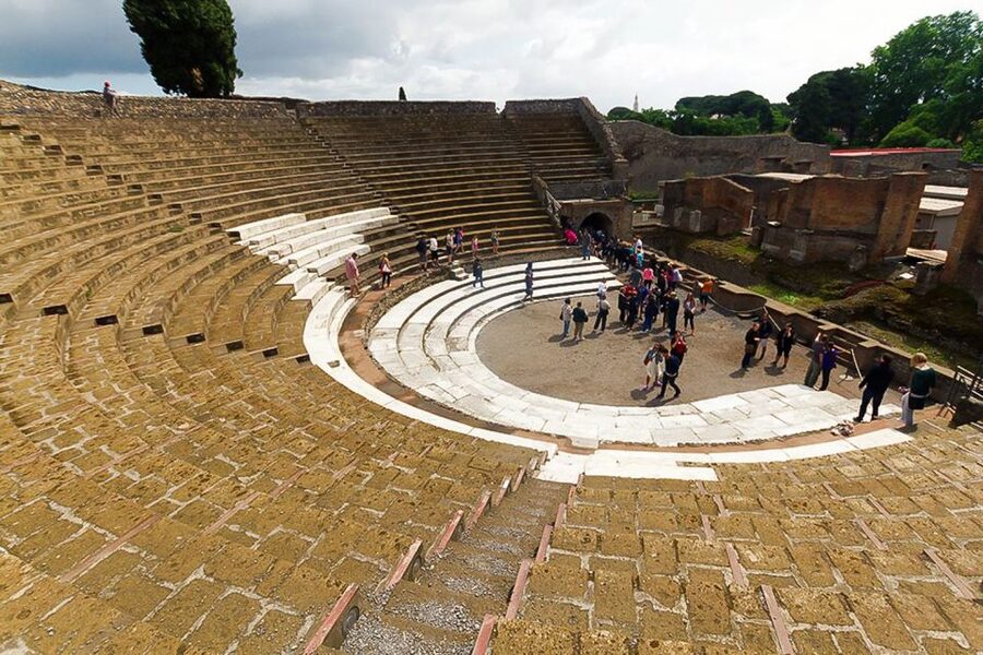 Pompeii: Skip-the-Line Guided Tour with Expert Archaeologist - The real cost is sun, stone, and stamina
