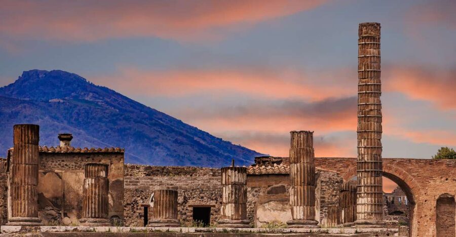 Pompeii: Skip-the-line-Ticket and Guided Tour - Group size and the semiprivate choice