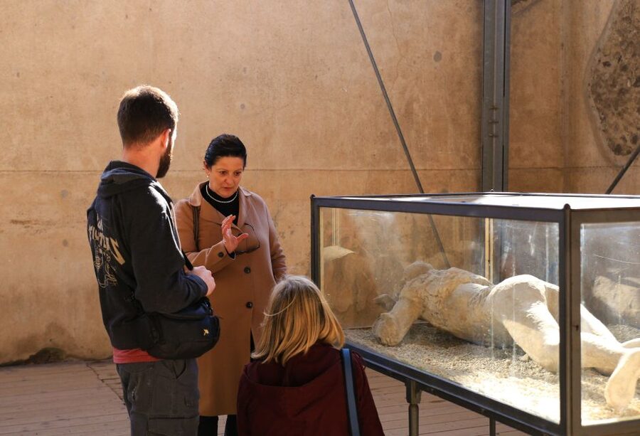 Pompeii: Skip-the-Line Tickets and Tour with Archaeologist - Why a guided Pompeii visit makes such a difference