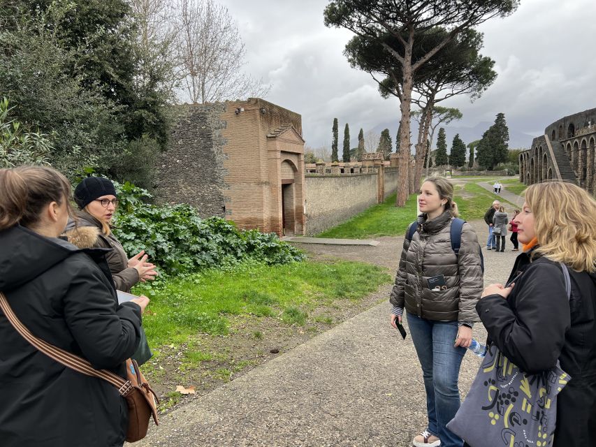 Pompeii: Small-Group Guided Tour with Skip-the-Line Ticket - Temple of Apollo and the religious center