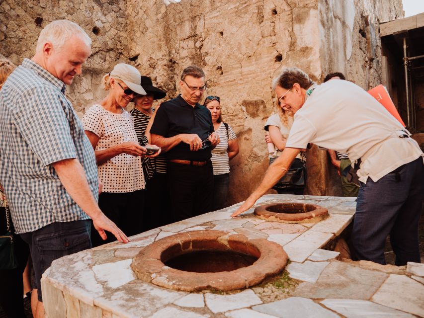 Pompeii: Small-Group Tour of Pompeii and Herculaneum - Why Pompeii and Herculaneum belong together