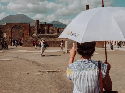 Pompeii Small Group Tour with an Archaeologist
