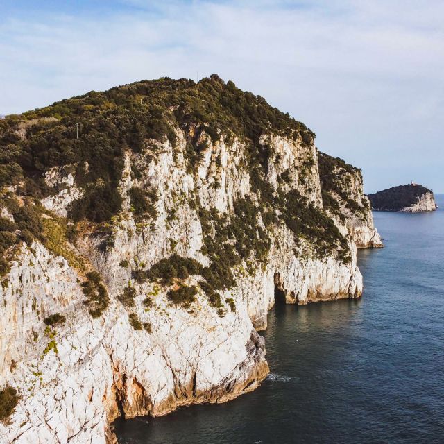 Portovenere: Isola Palmaria, Tino, and Tinetto Boat Tour - Who should book this experience?