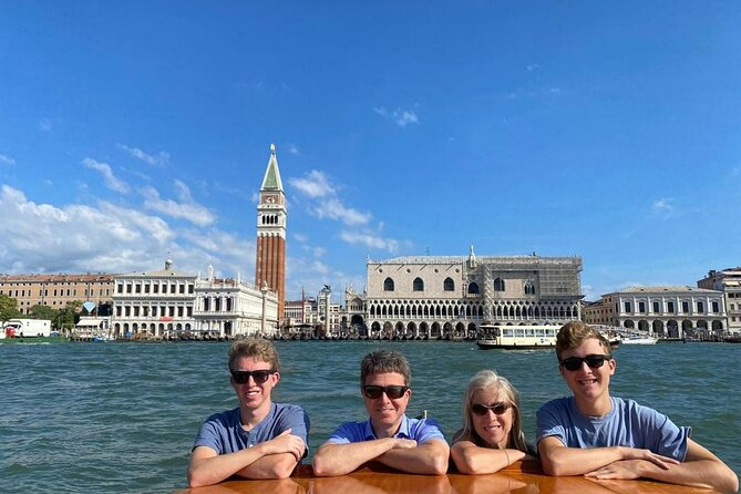 Private 3 hrs Venice Tour: St Mark's, Walking tour & Boat tour - The break between the two parts
