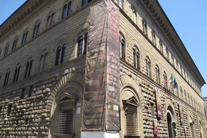 Private Florence Tour: 3-Hour Walking Tour with a Licenced Guide - Ponte Vecchio and the end of the walk