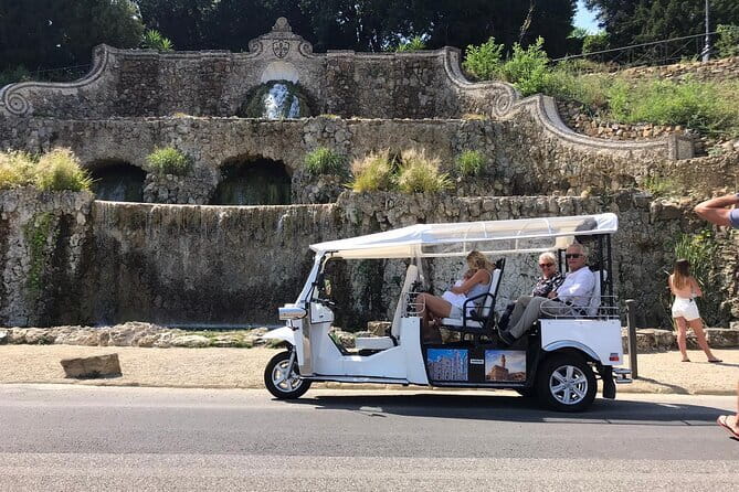 Private Florence Tour by Golf Cart ETukTuk with Audio Guide - Oltrarno, Santo Spirito, and Florence’s bridges
