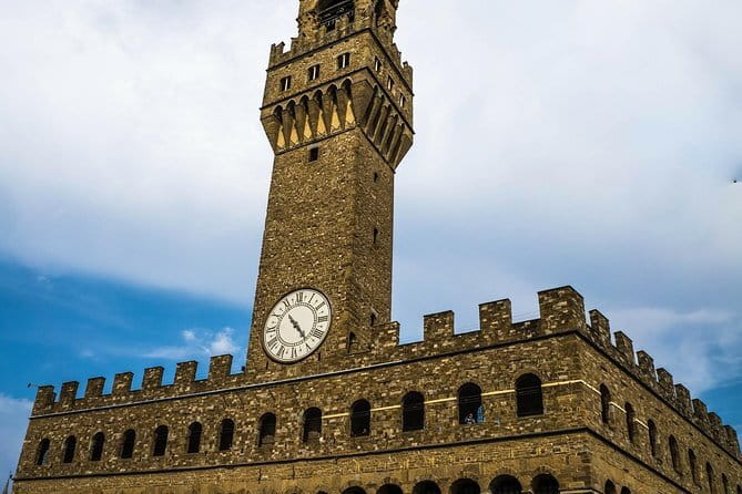 Private Florence Tour by Golf Cart ETukTuk with Audio Guide - Comfort, mobility, weather, and seating