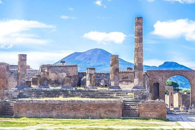 Private Pompeii, Positano & Amalfi coast Tour from Rome - Positano is beautiful, steep, and time-sensitive