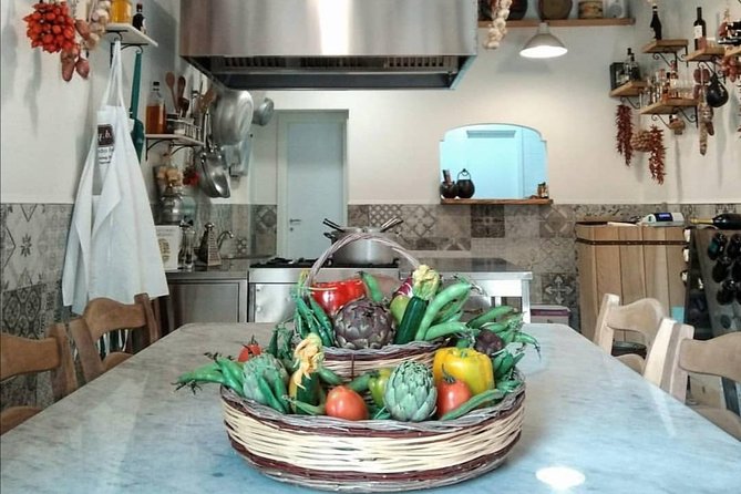 Private / Small Group at "Quanto Basta" School in Sorrento center - Price and what the $181.39 fee covers